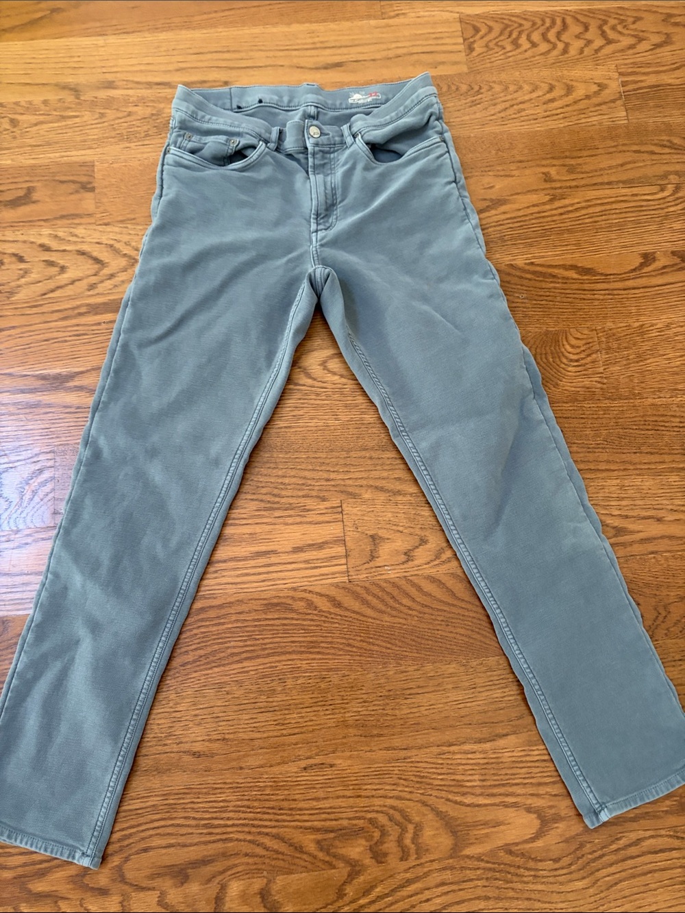 Faherty Slim Straight Jeans in Slate Green